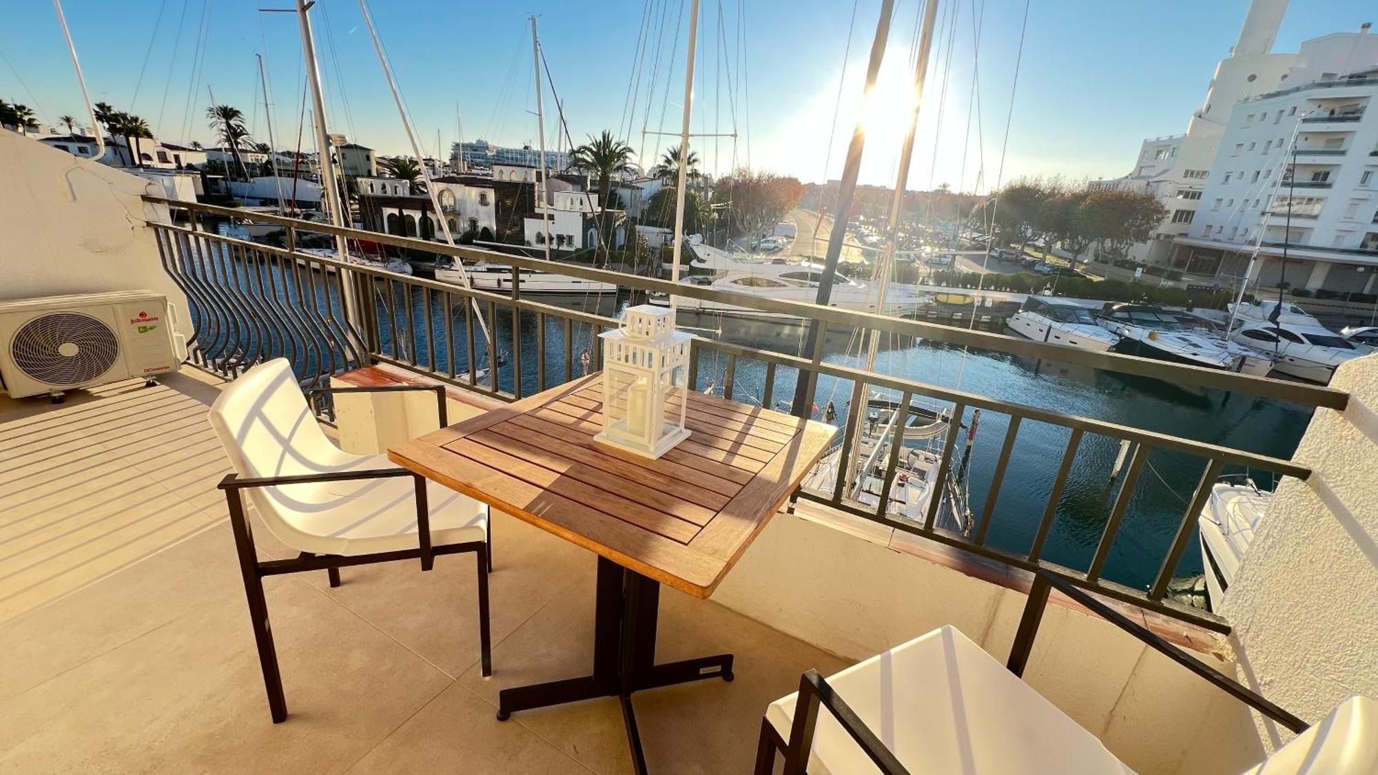 Estudio Frente Al Canal Con Terraza Empuriabrava Extérieur photo