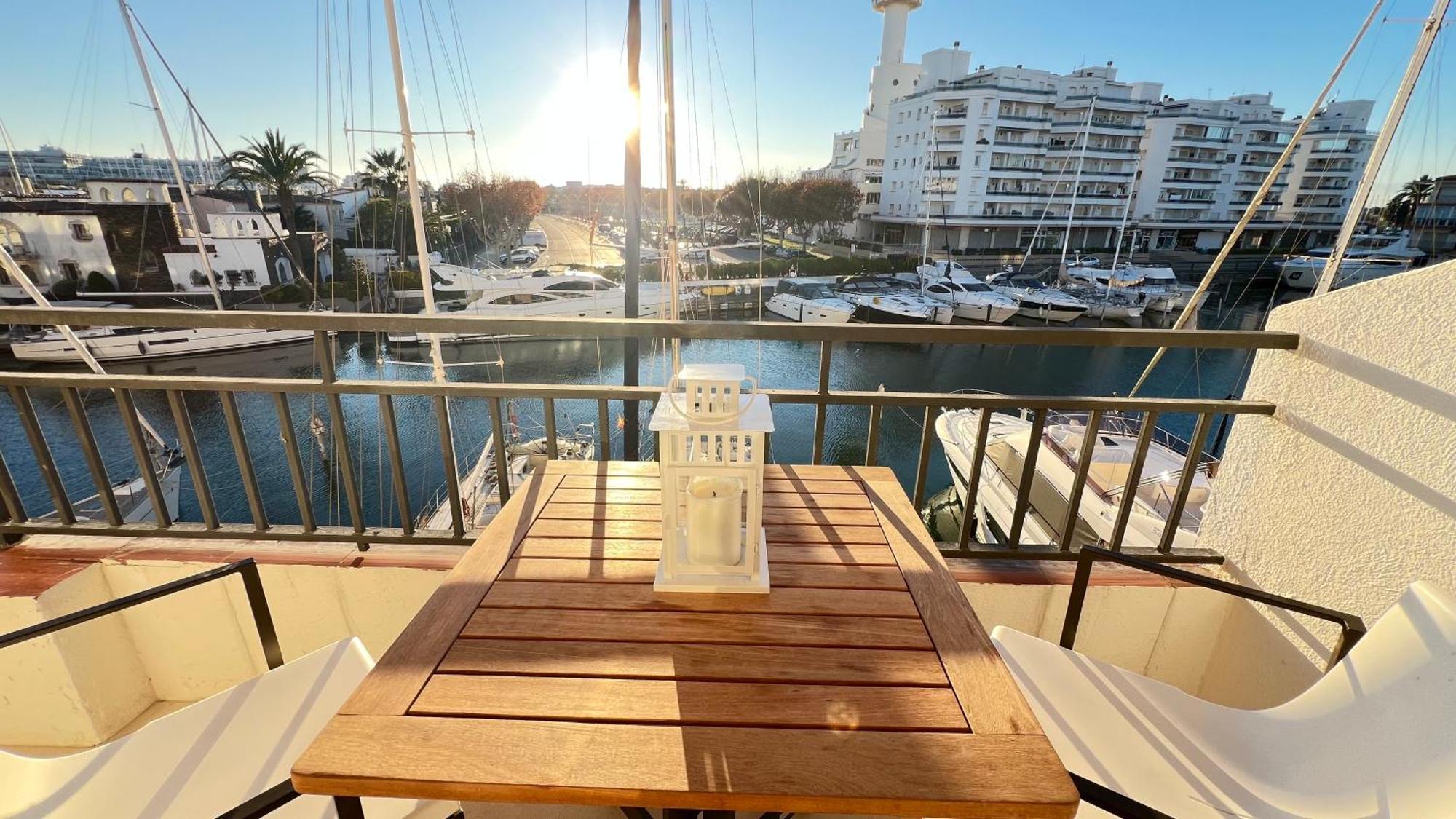 Estudio Frente Al Canal Con Terraza Empuriabrava Extérieur photo